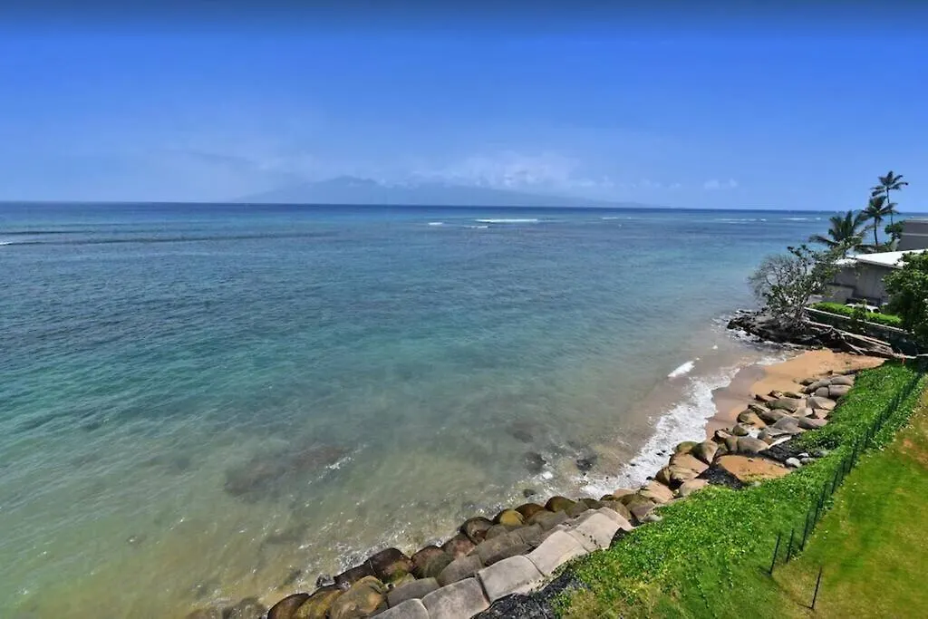 Hololani A404- Ocean Views From Every Room, 2 Bedroom Condo Kahana Apartment