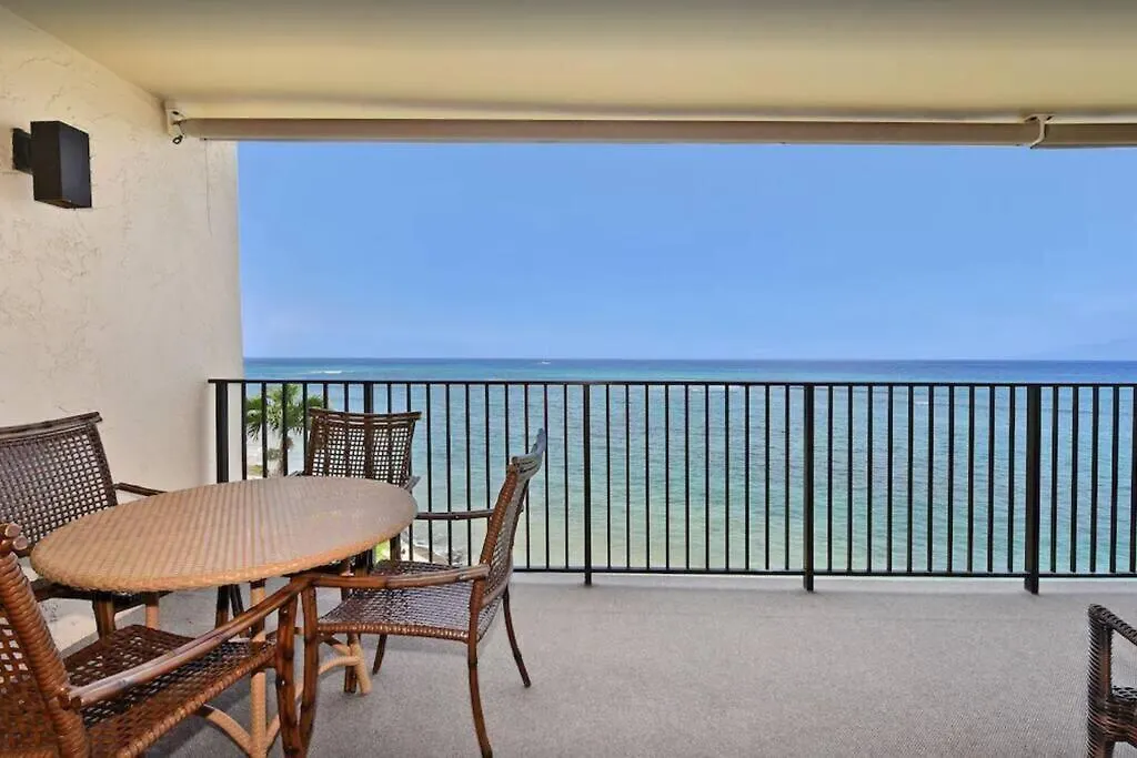 Hololani A404- Ocean Views From Every Room, 2 Bedroom Condo Kahana